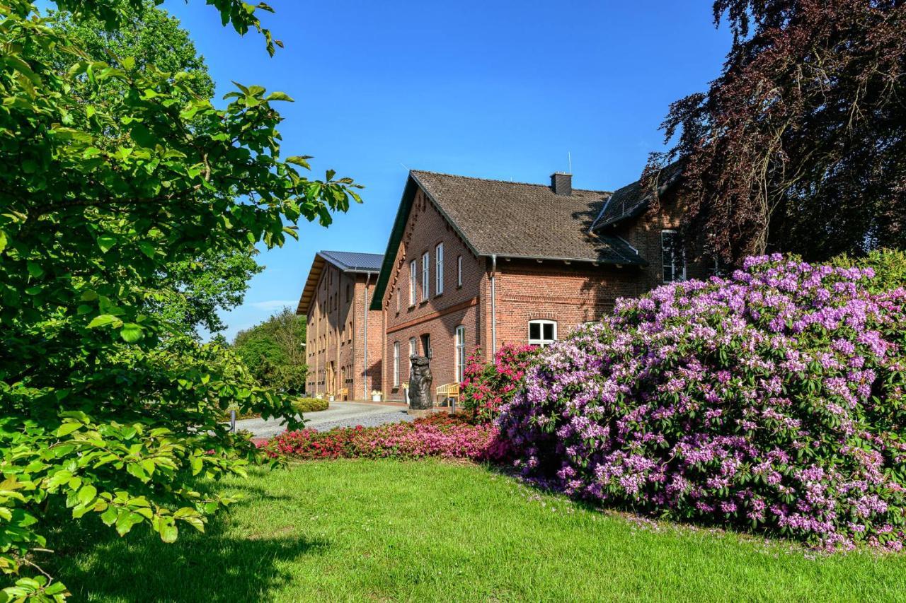 Nutzwedel Farmers Hotel *